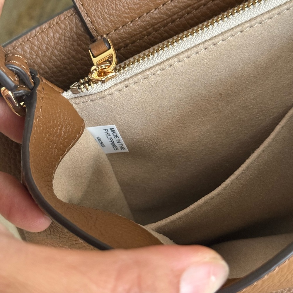 868+! New Tory Burch Britten in moose Leather Satchel and Britten cardholder - Picture 14 of 16